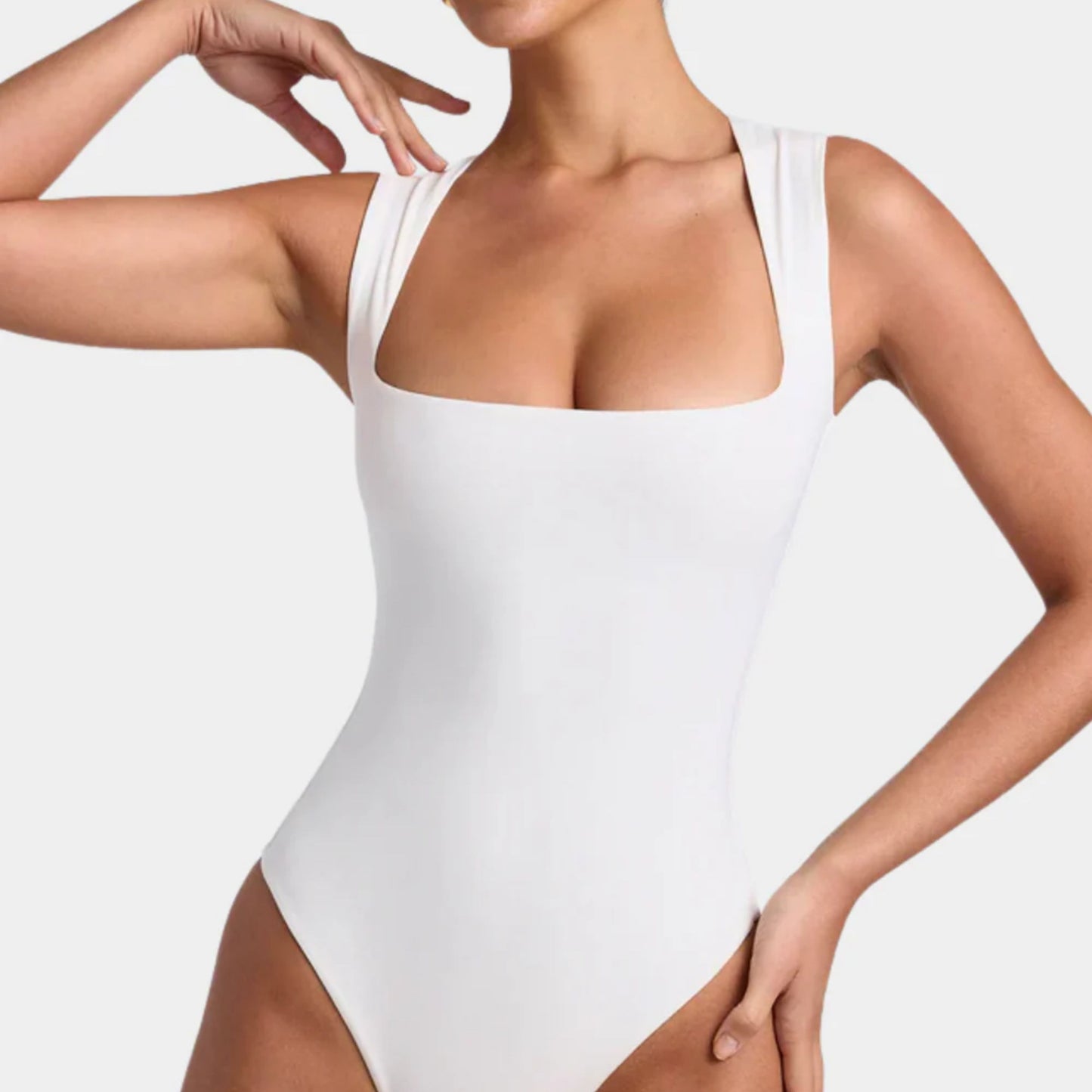 BODY STRING NORA